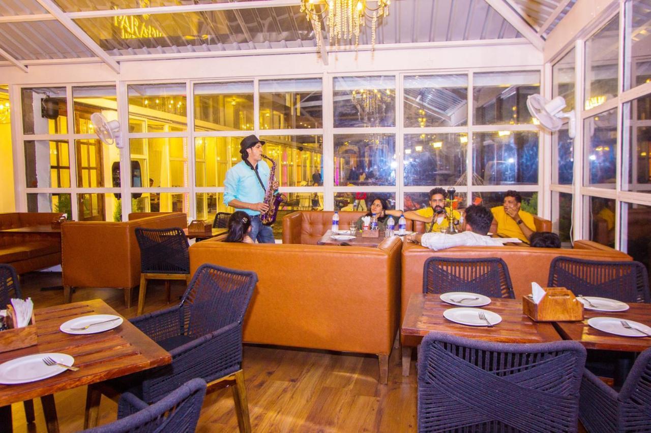 Paradise-The Whitehouse Cafe Manāli Zewnętrze zdjęcie
